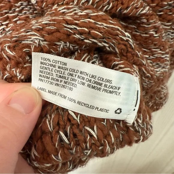 NWT🎉 Universal Thread Brown & White Knit V-Neck Weave Oversized Sweater - Picture 7 of 7